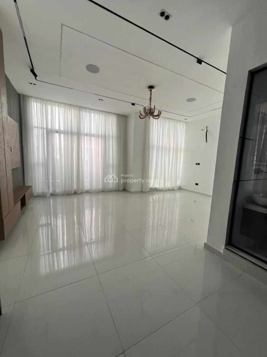 Spacious 5 Bedroom Detached with Pool, Home Automation & Bq in a Secur, Lekki, Lagos, Flat / Apartment for Sale