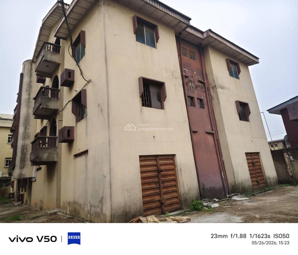 (refurbishable) 2-storey Building, Comprising 5 Unit of 3-bedroom Flat, Okota, Isolo, Lagos, Block of Flats for Sale