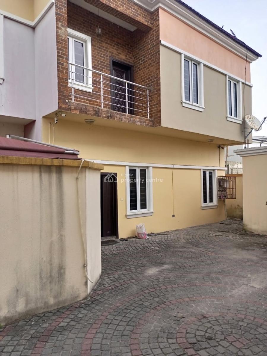 4 Bedroom Semidetached Duplex with Bq, Ologolo, Lekki, Lagos, Semi-detached Duplex for Rent