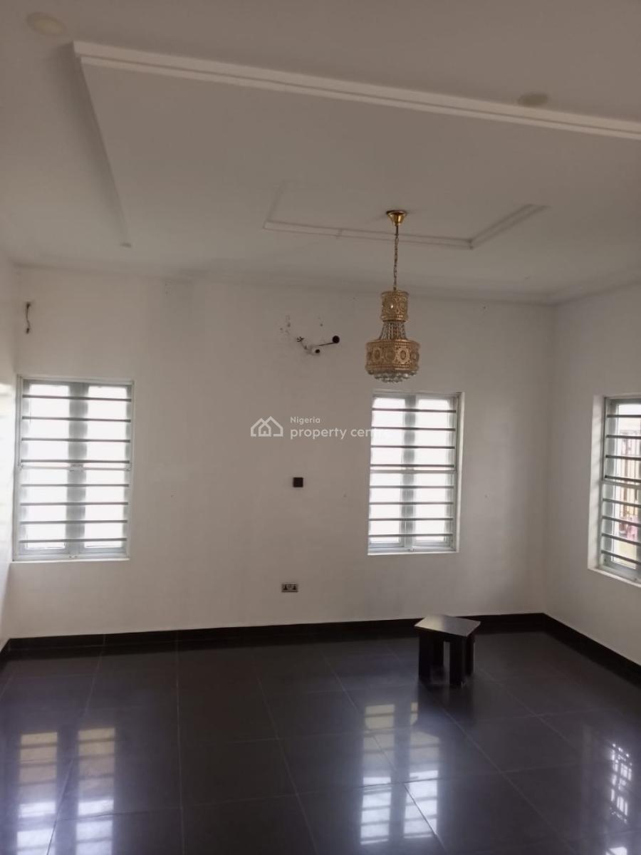 4 Bedroom Semidetached Duplex with Bq, Ologolo, Lekki, Lagos, Semi-detached Duplex for Rent