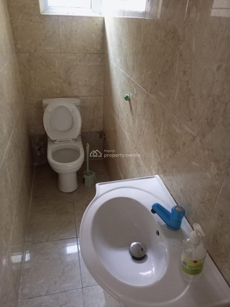 4 Bedroom Semidetached Duplex with Bq, Ologolo, Lekki, Lagos, Semi-detached Duplex for Rent