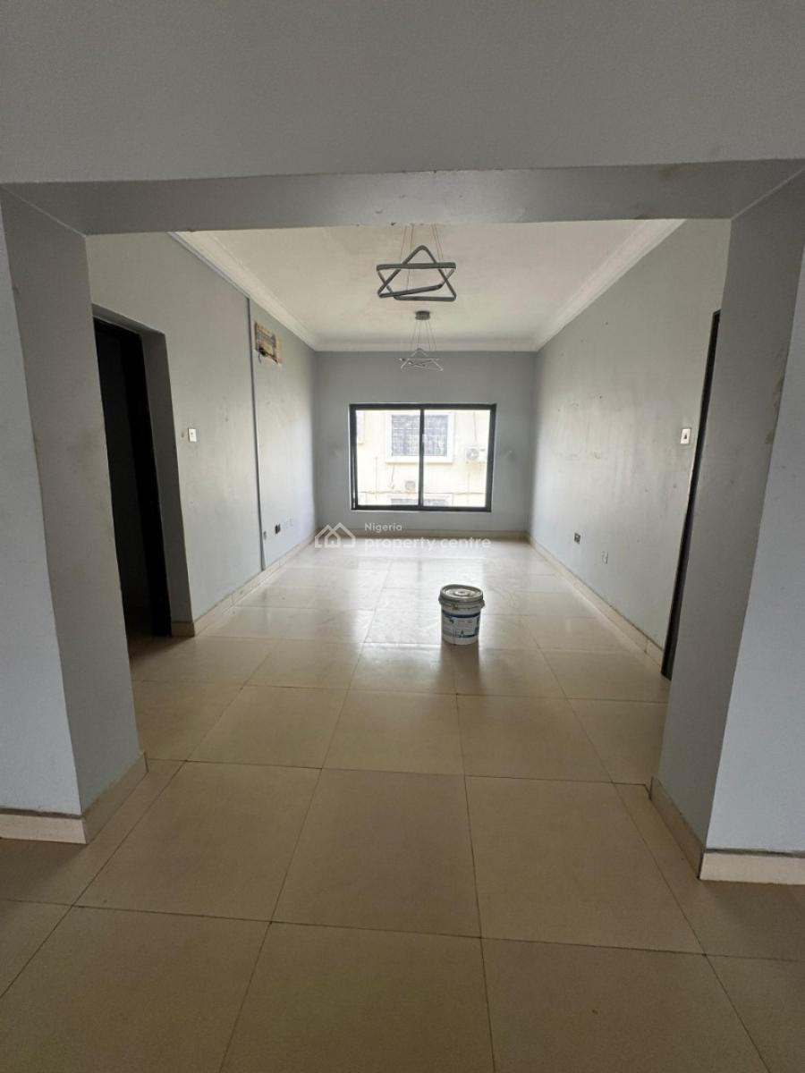 a Well-built Spacious & Serviced 3-bedroom Flat + 1bq, Off Ibb Way. ( Video Is Attached), Maitama District, Abuja, Flat / Apartment for Rent
