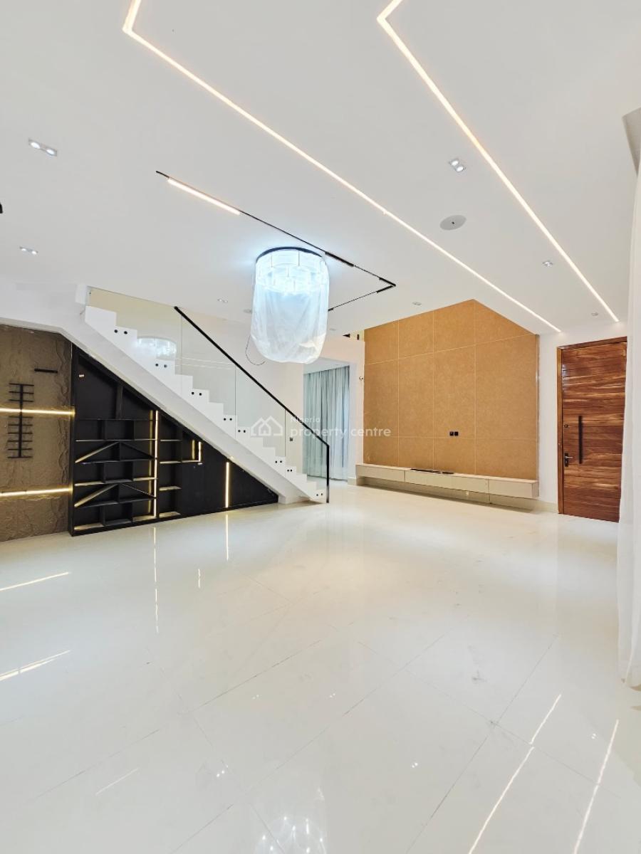 Five (5) Bedroom Detached Duplex in Lekki️️  Location:  Vgc, Lek, Lekki, Lagos, Detached Duplex for Sale