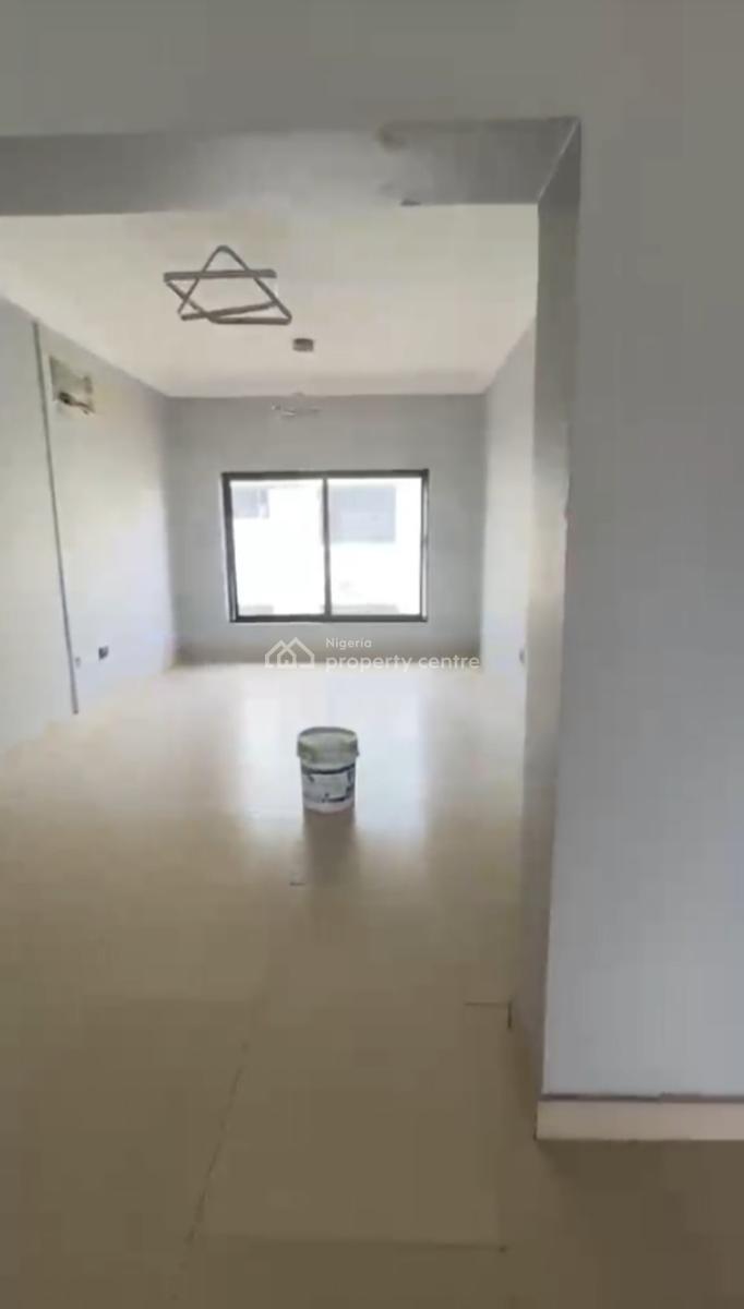 Spacious Service 3bedroom Flat with Bq,gen,elevator,swim/pool, Maitama Main(tarred Rd), Maitama District, Abuja, Flat / Apartment for Rent