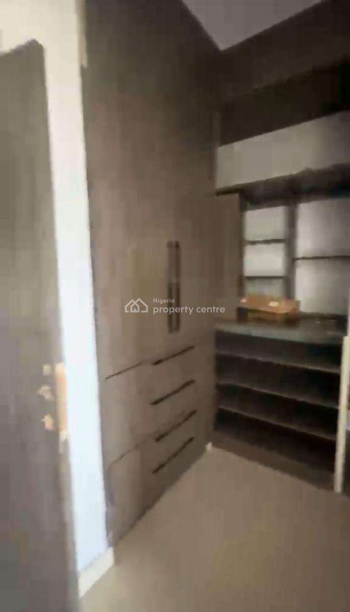 Spacious Service 3bedroom Flat with Bq,gen,elevator,swim/pool, Maitama Main(tarred Rd), Maitama District, Abuja, Flat / Apartment for Rent
