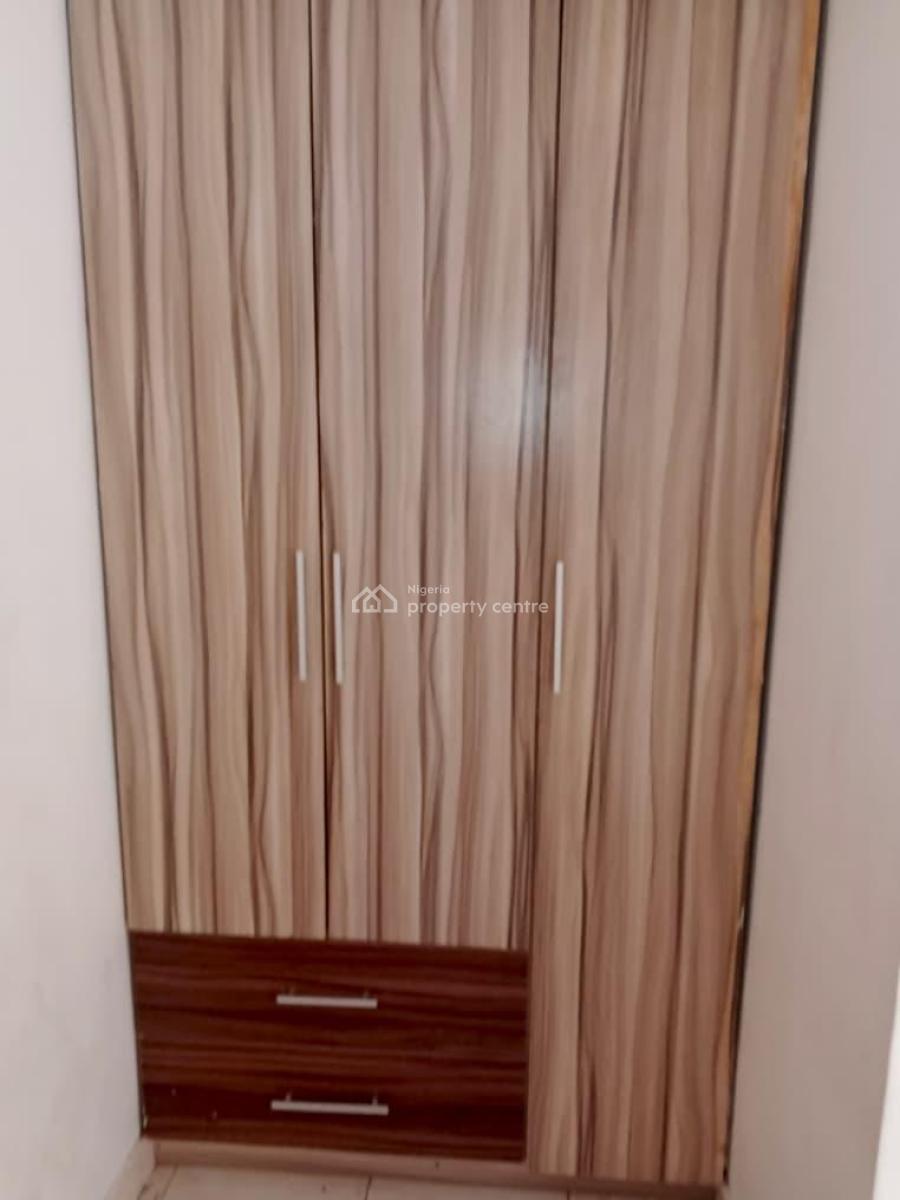 Spacious 3 Bedroom Flat (all Rooms En-suite), Furo Ezimora Street, Lekki Phase 1, Lekki, Lagos, House for Rent