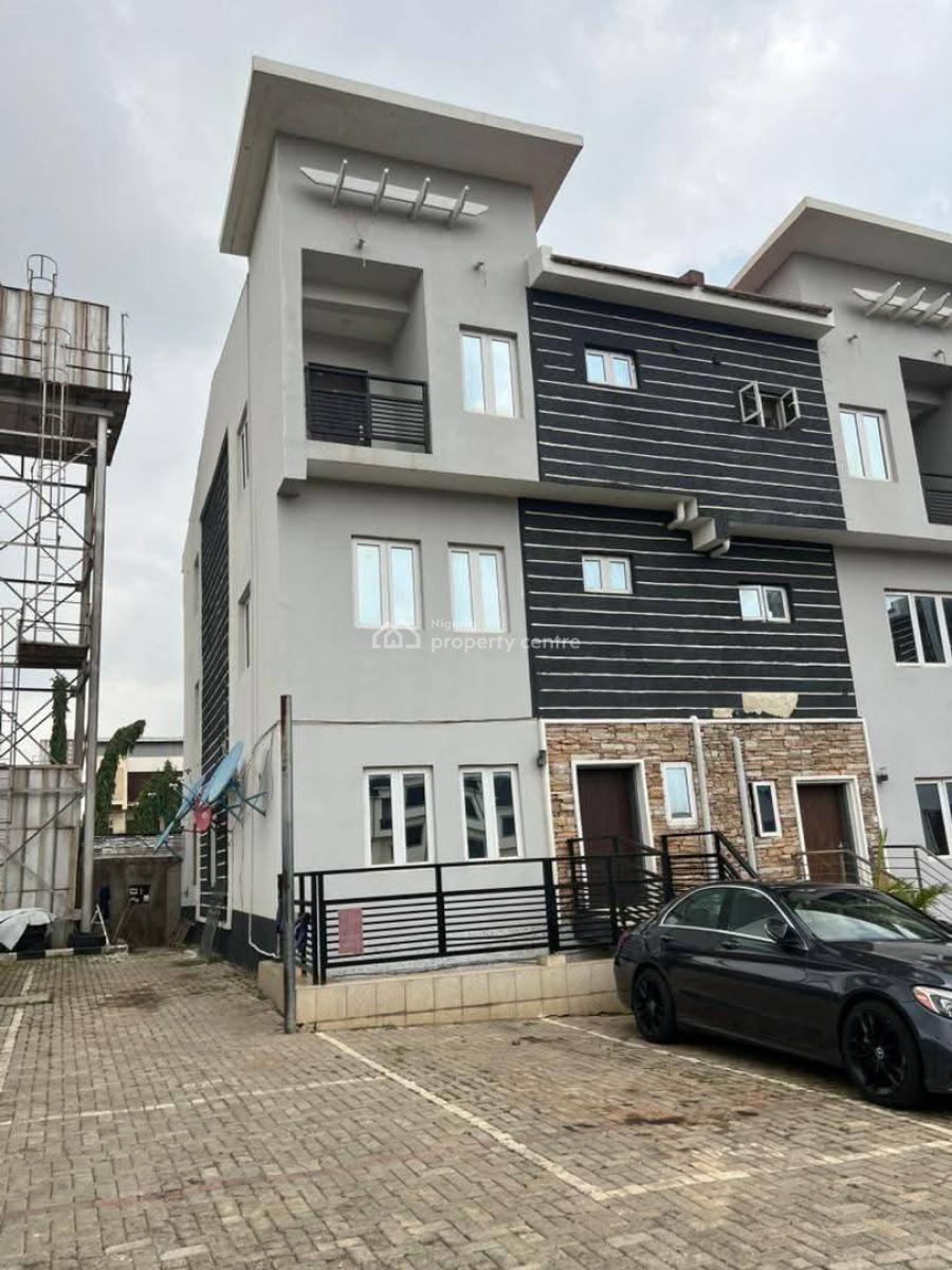 Newly Renovated 4 Bedroom Duplex with Bq, Secured and Serene Area, Guzape District, Abuja, Terraced Duplex for Rent
