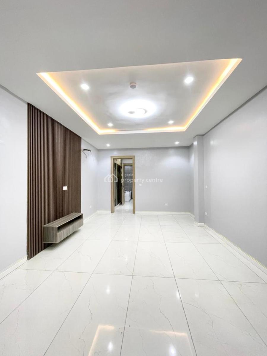 5 Bedroom Penthouse Maisonette  with Bq & Swimming Pool, Lekki Phase 1, Lekki, Lagos, Flat / Apartment for Sale