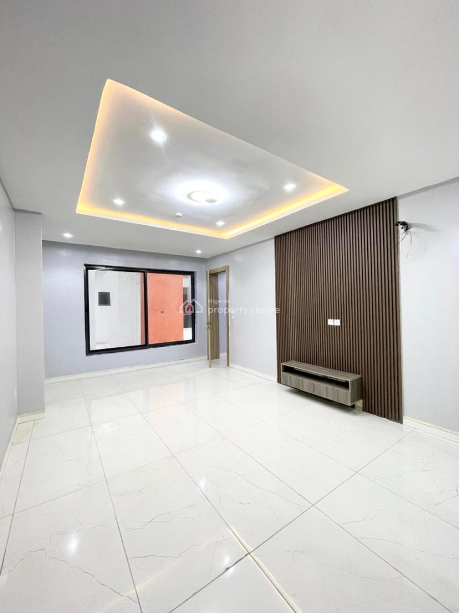 5 Bedroom Penthouse Maisonette  with Bq & Swimming Pool, Lekki Phase 1, Lekki, Lagos, Flat / Apartment for Sale
