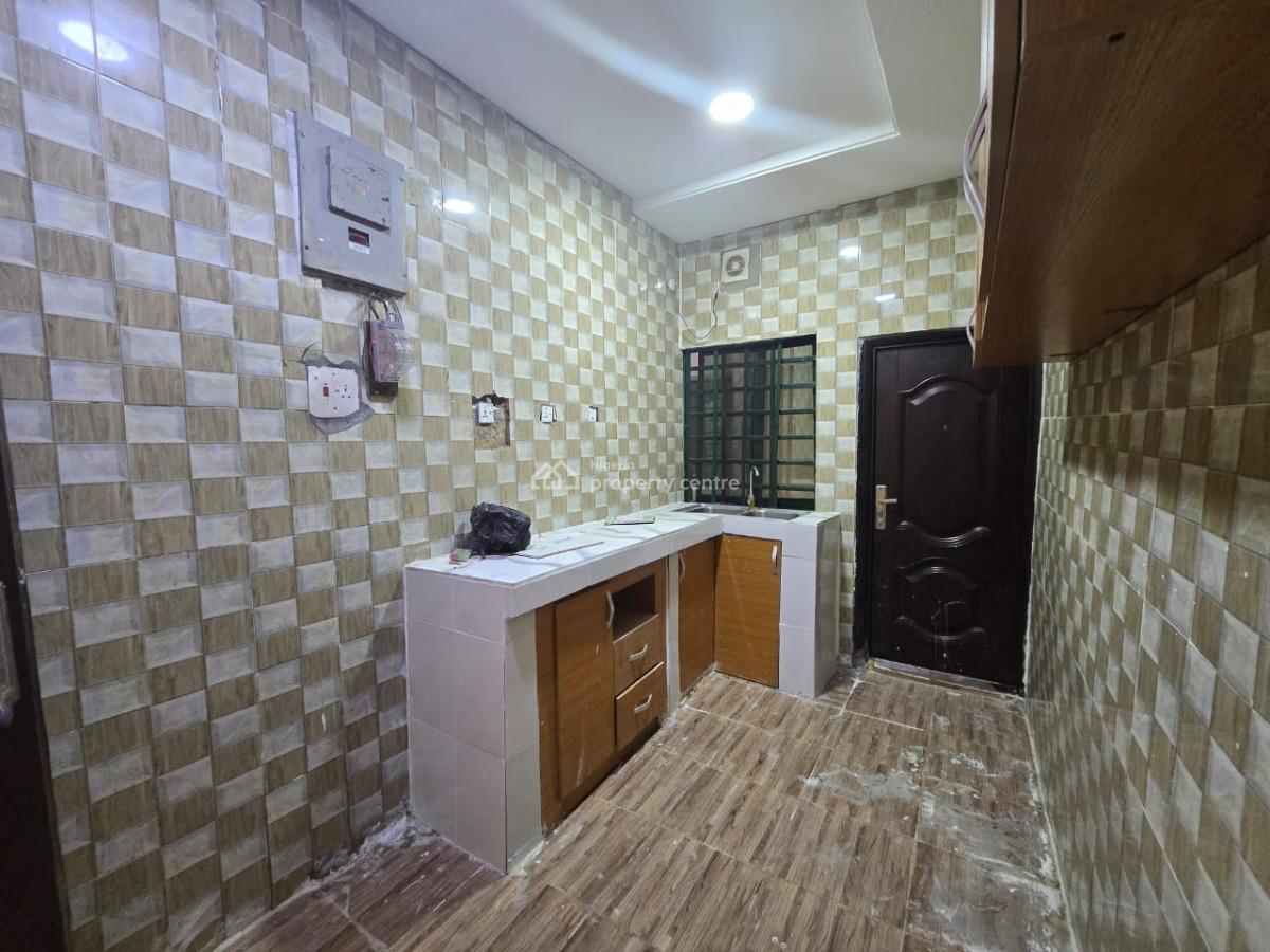 2 Bedroom Flat, Gra, Ogudu, Lagos, Flat / Apartment for Rent