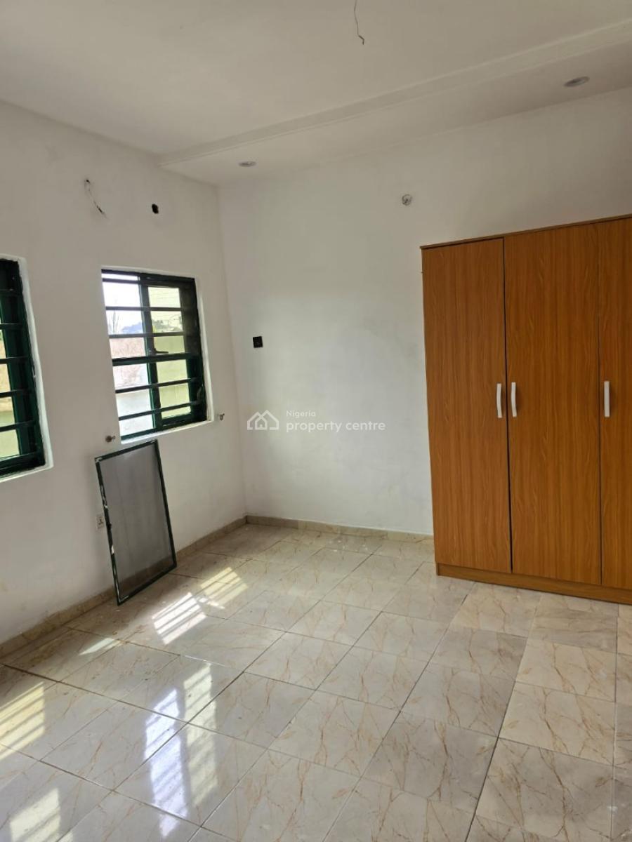 2 Bedroom Flat, Gra, Ogudu, Lagos, Flat / Apartment for Rent