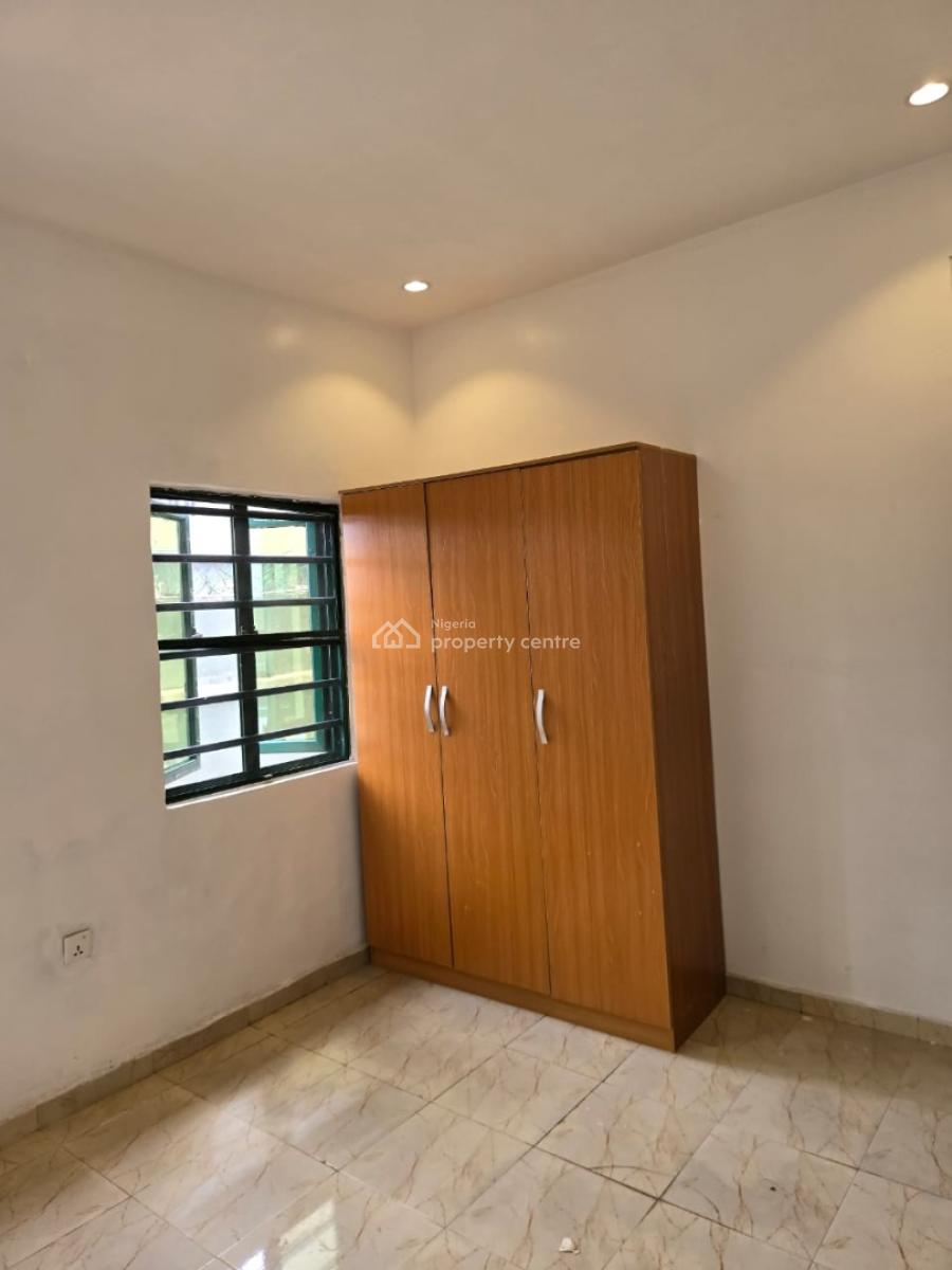2 Bedroom Flat, Gra, Ogudu, Lagos, Flat / Apartment for Rent