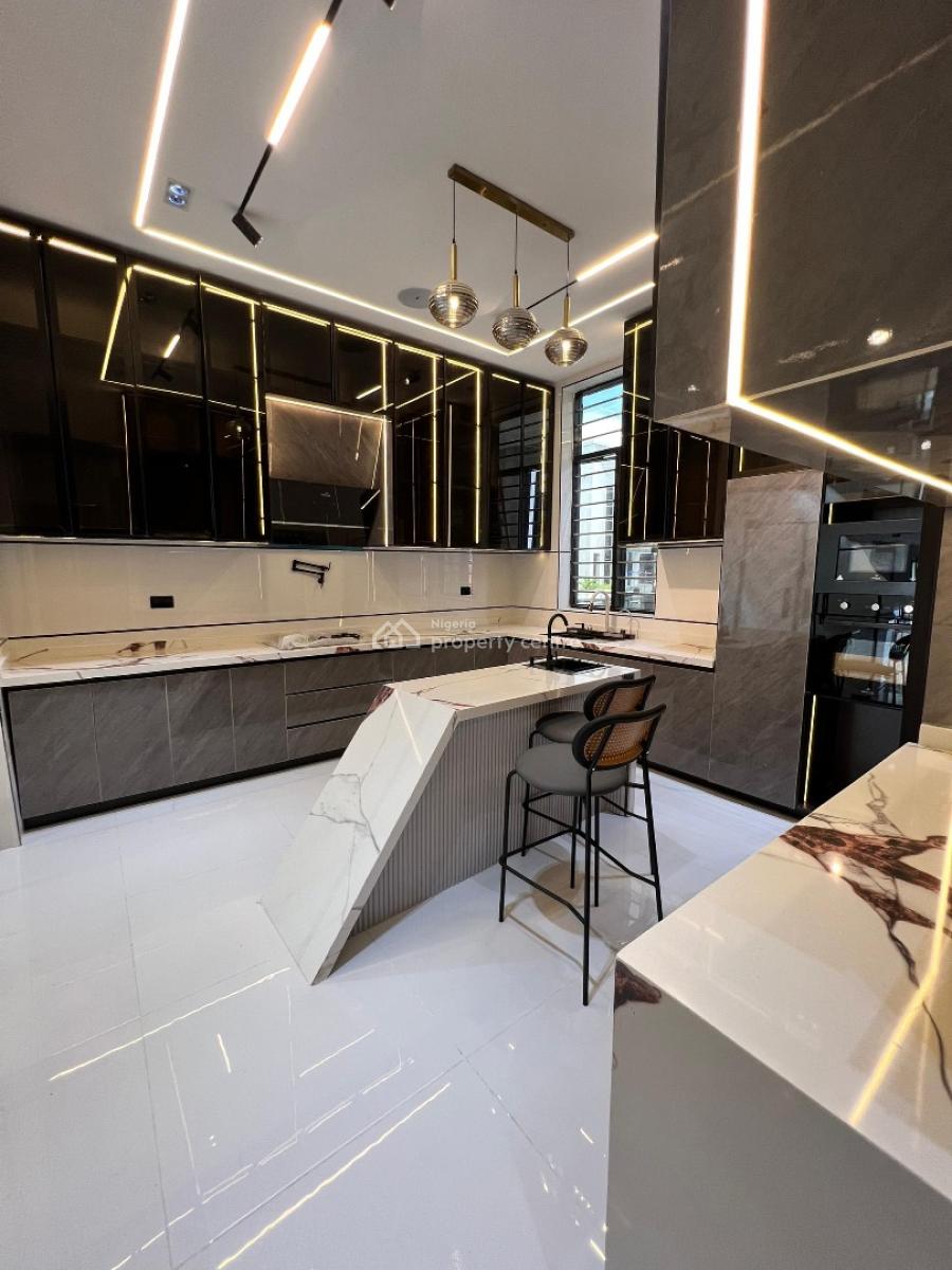 Experience Elegance and Comfort in This Beautifully Designed 5 Bedroom, a Perfect Home for Luxury Living and Long Term Value at Chevron, Lekki, Lagos, Detached Duplex for Sale
