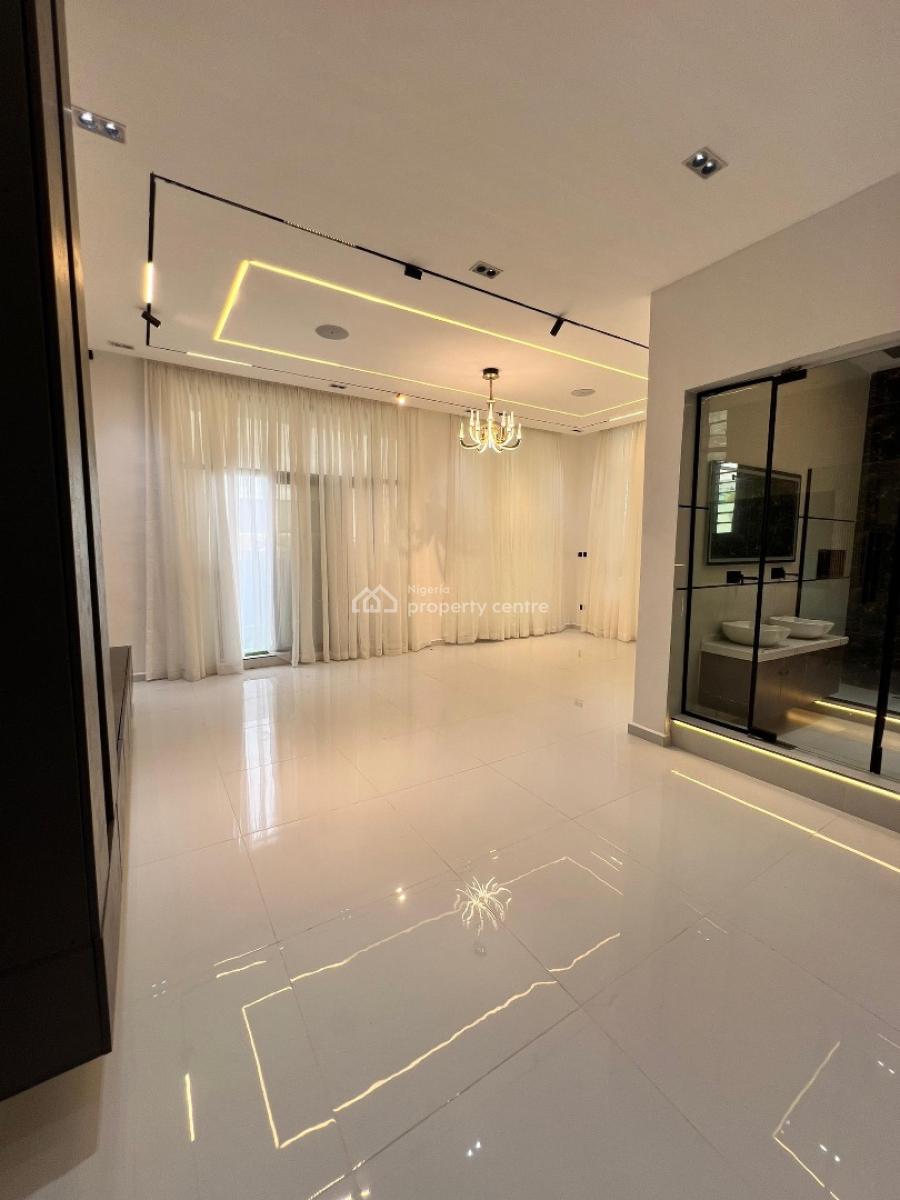 Experience Elegance and Comfort in This Beautifully Designed 5 Bedroom, a Perfect Home for Luxury Living and Long Term Value at Chevron, Lekki, Lagos, Detached Duplex for Sale