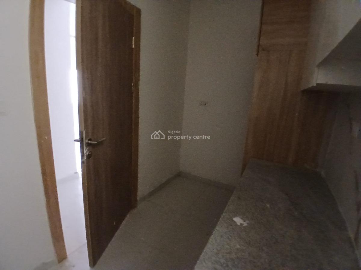 2 Bedroom Flat, Shore View Estate Beside Western Foreshore Etate, Osapa, Lekki, Lagos, Flat / Apartment for Sale