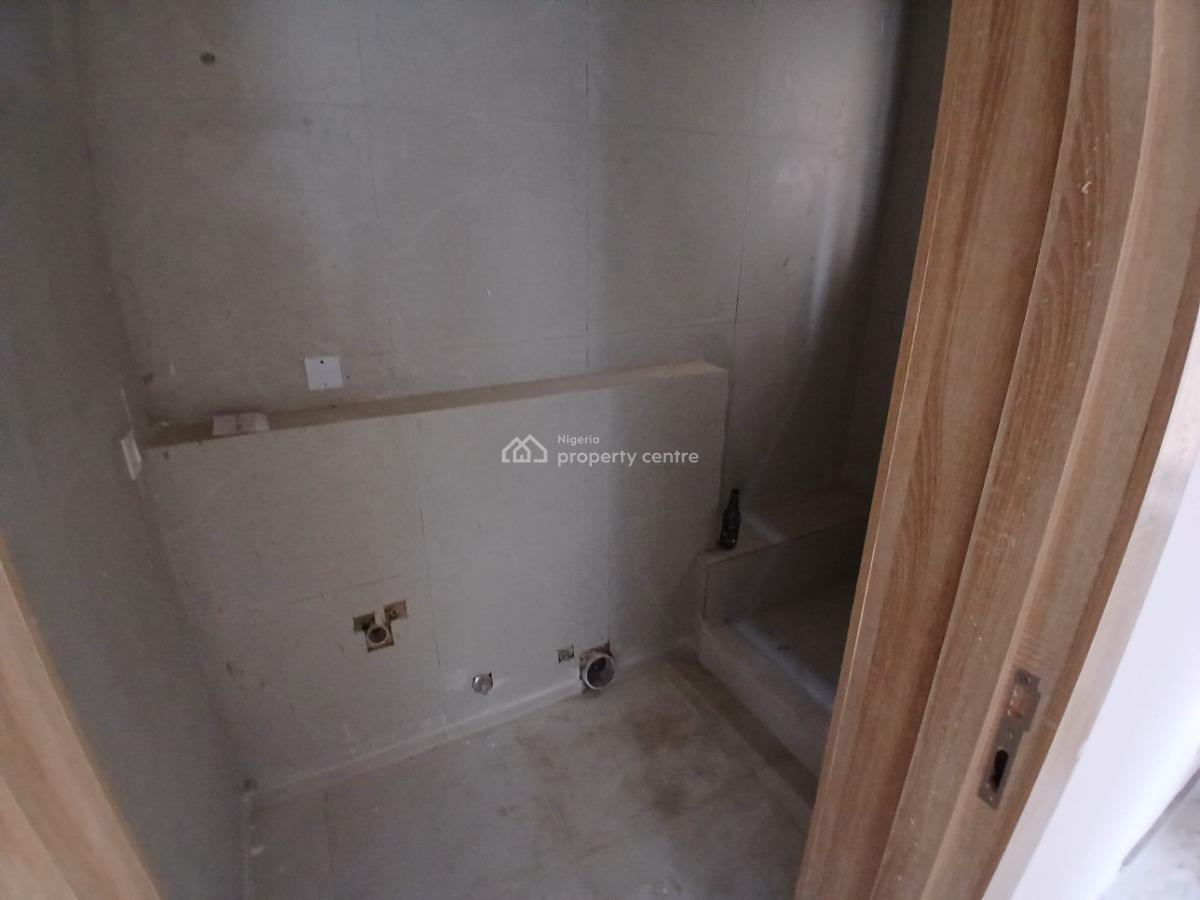 2 Bedroom Flat, Shore View Estate Beside Western Foreshore Etate, Osapa, Lekki, Lagos, Flat / Apartment for Sale