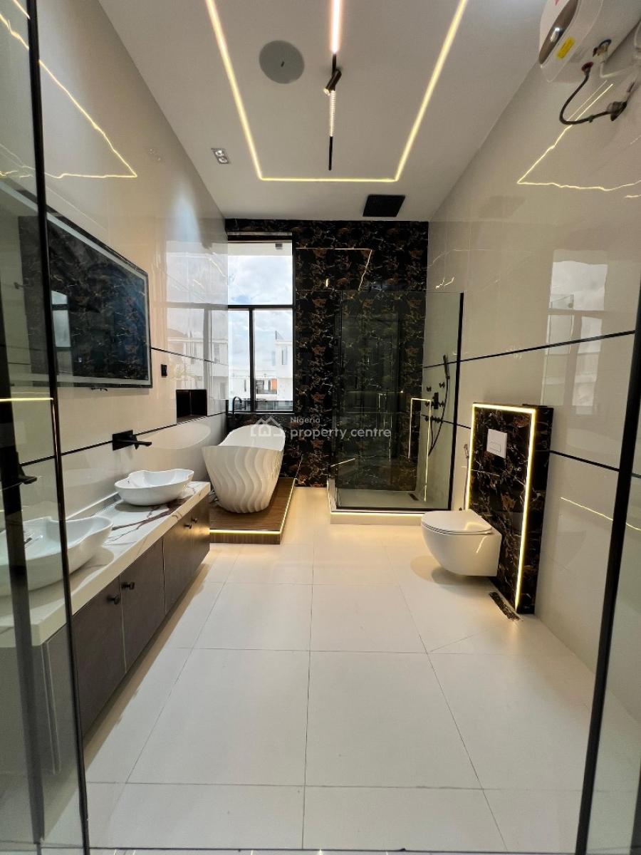 Luxury Meets Comfort in This Classy 5 Bedroom Detached Home, a Perfect Choice for Luxury Family Living & Smart Investment Chevron, Lekki, Lagos, Detached Duplex for Sale