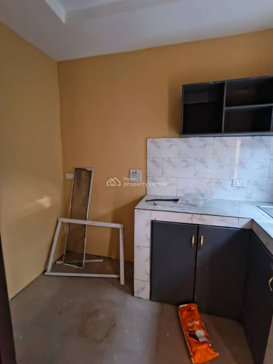 3 Bedroom Apartment (upstairs with Balcony, Majek (after Shoprite, Sangotedo, Ajah, Lagos, Flat / Apartment for Rent
