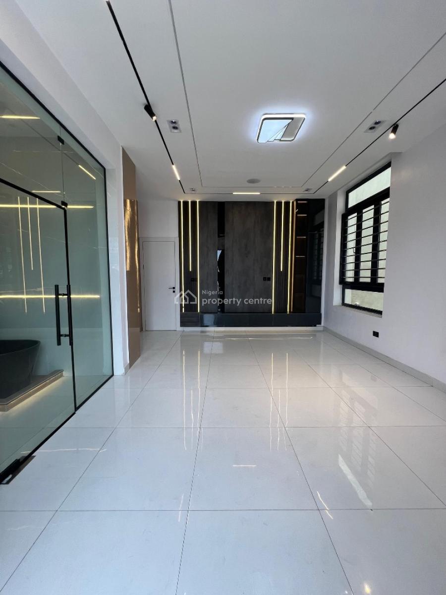 Experience Comfort and Modern Family Living in This Stunning 5 Bedroom, a Perfect Blend of Style, Comfort and Long Term Value Chevron, Lekki, Lagos, Detached Duplex for Sale