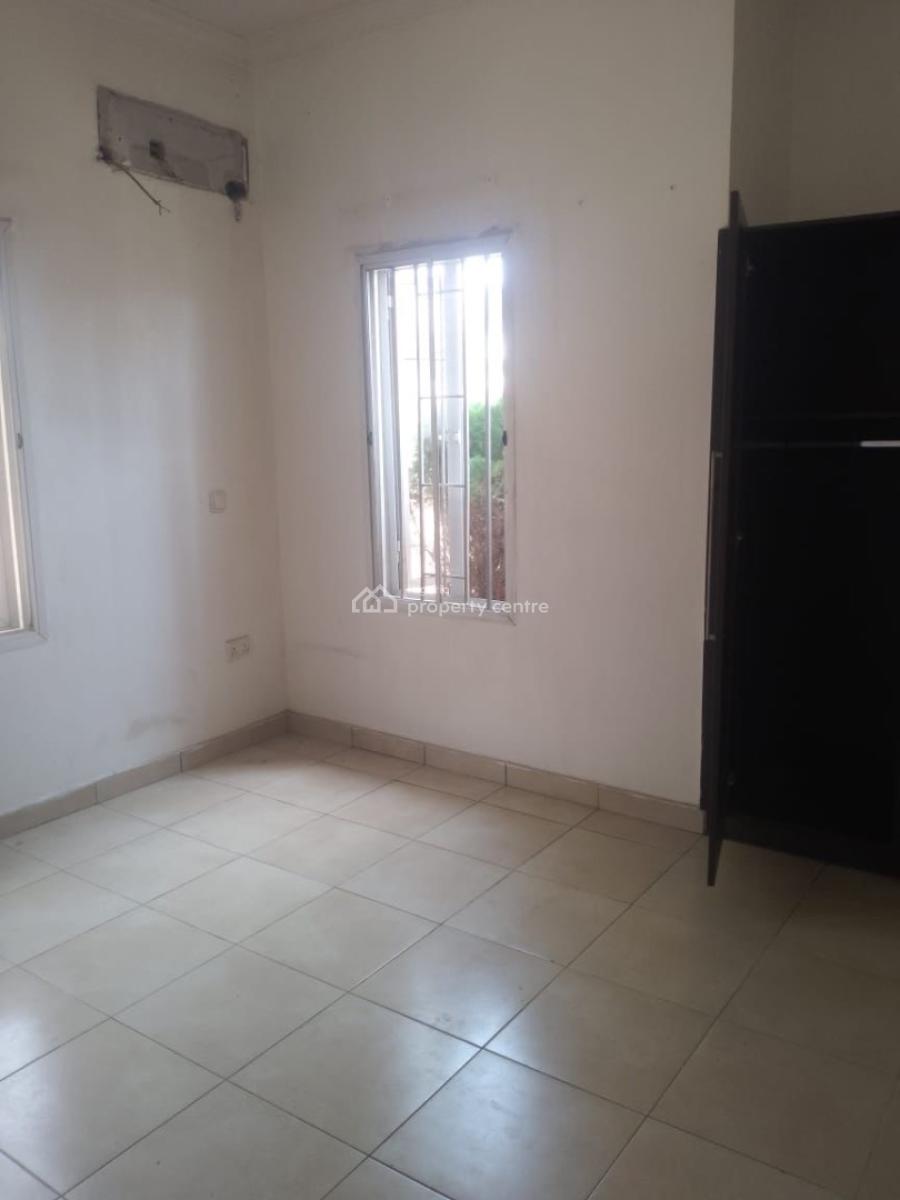 Beautiful 2 Bedroom Flats in Lekki Phase 1, Off Raymon Adebayo Street, Lekki Phase 1, Lekki, Lagos, Flat / Apartment for Rent