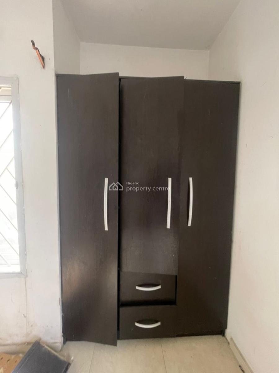 Beautiful 3 Bedroom Flat (all Rooms En-suite), Off T.f Kuboye, By Pinnacle Filling Station, Lekki Phase 1, Lekki, Lagos, House for Rent
