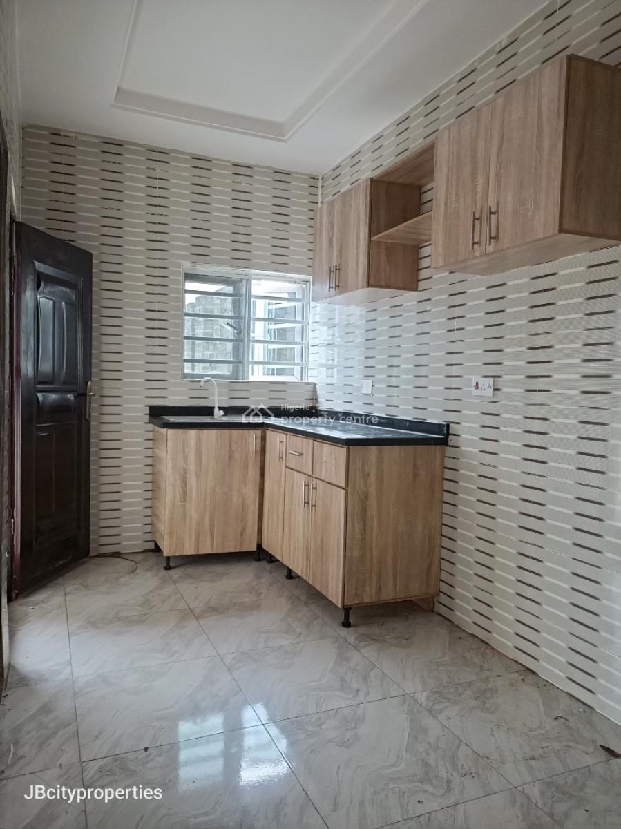 Luxury 2 Bedroom Apartment, Ogombo, Ogombo, Ajah, Lagos, Flat / Apartment for Rent