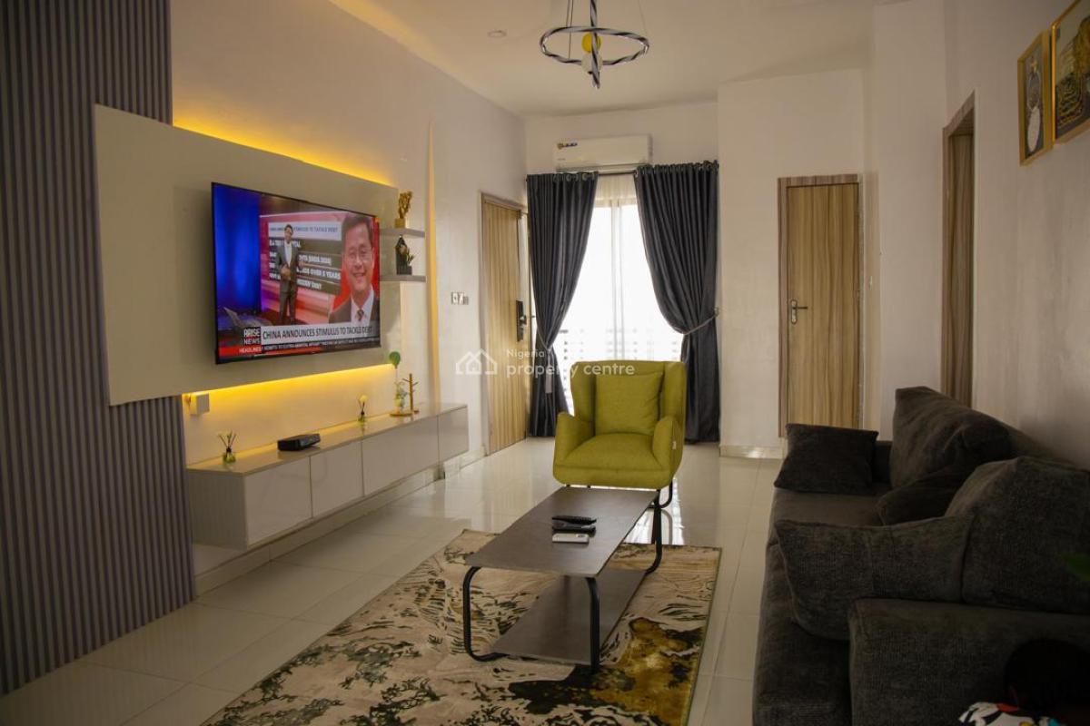 2 Bedroom with Treadmill and Playground, Orchid Road, Lekki, Lagos, Flat / Apartment Short Let