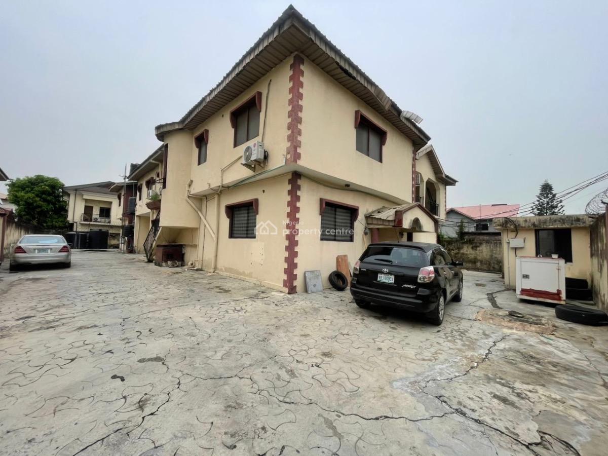 Beautiful 3 Bedroom Flat (upstairs), Off Providence Street, Lekki Phase 1, Lekki, Lagos, House for Rent