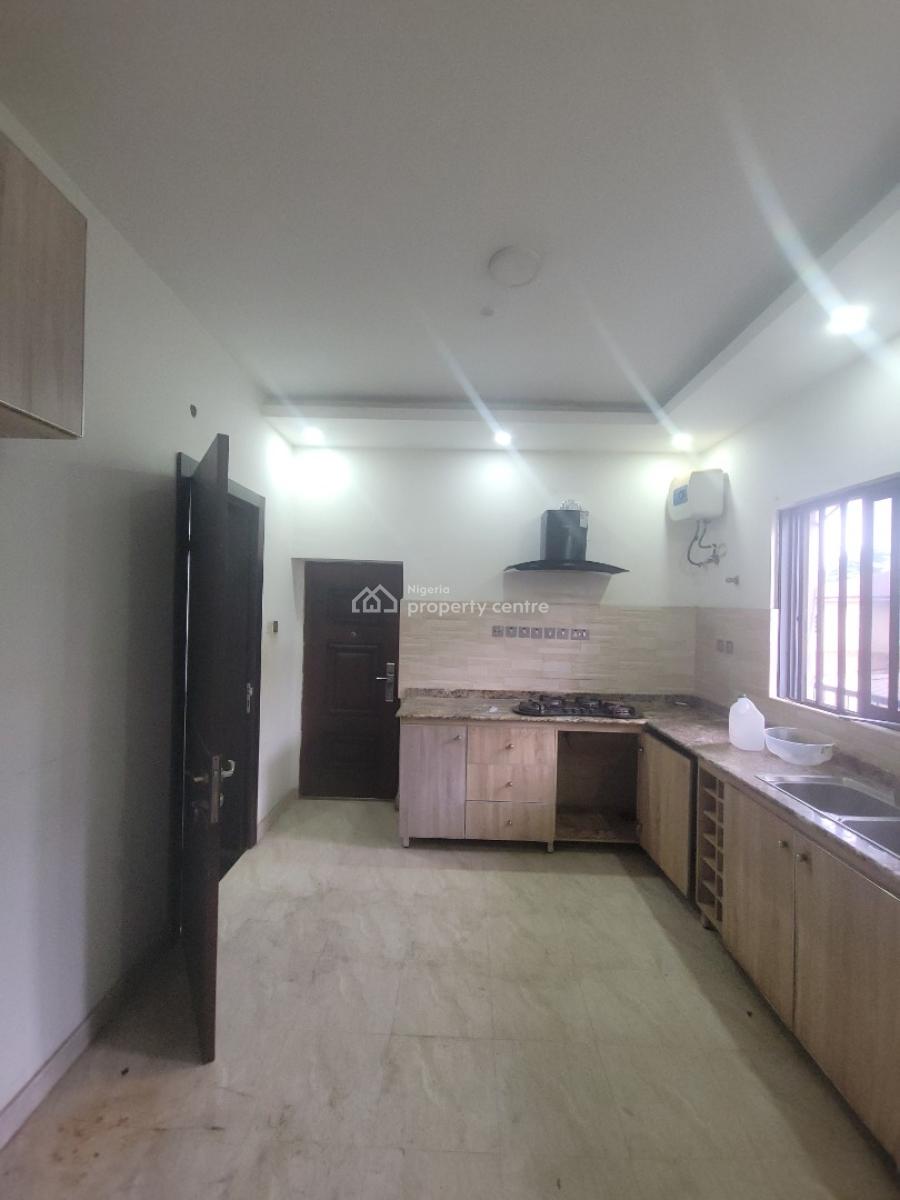 3 Bedroom Flat, Lekki Phase 1, Lekki, Lagos, Flat / Apartment for Rent