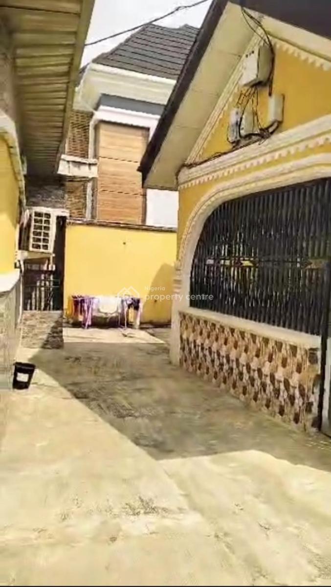 Sweet Bungalow of 6 Flats, Phillip Majekodunmi Estate, New Oko-oba, Agege, Lagos, Block of Flats for Sale