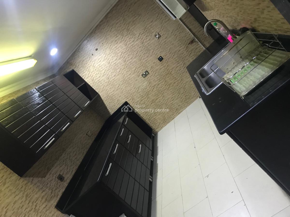 a Service 3 Bedroom Apartment with Bq., Parkview Estate, Parkview, Ikoyi, Lagos, Flat / Apartment for Rent