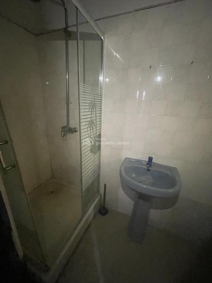 Decent 2 Bedroom Flat Apartment, Gra Phase 1, Magodo, Lagos, Flat / Apartment for Rent