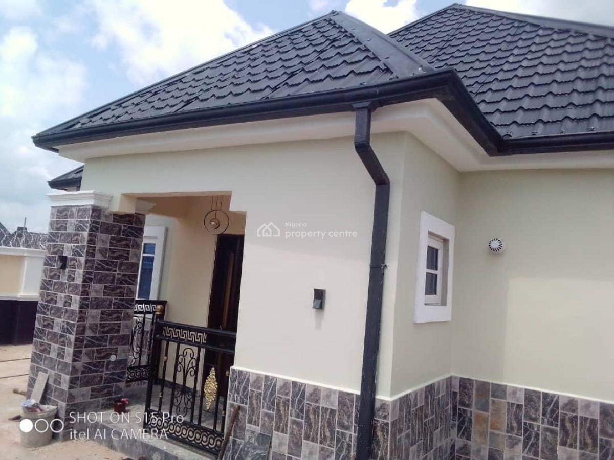 3 Units of 1 Bed and One Unit of 2 Bedrooms  Naze , Imo State, Naze, Owerri North, Imo, Block of Flats for Sale