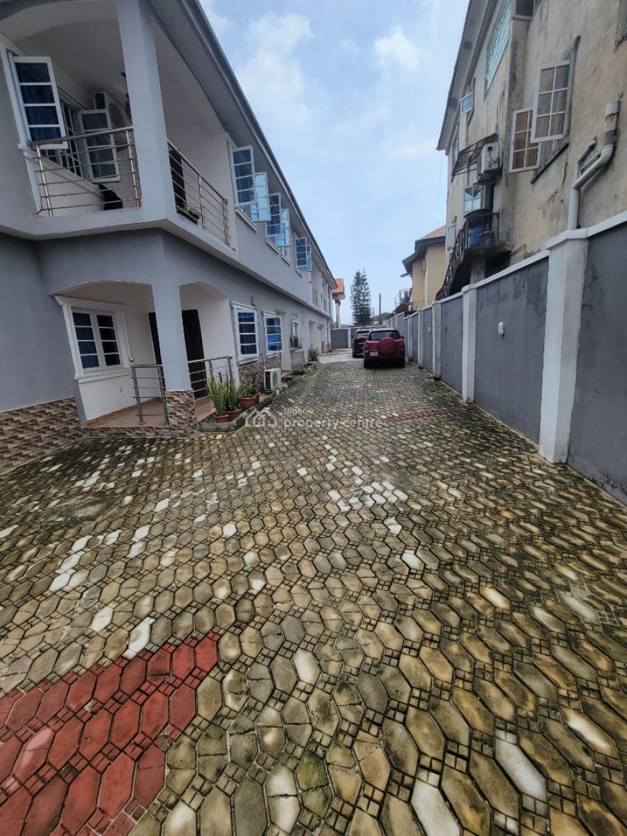 Sharp and Spacious 2-bedroom Apartment (downstairs), Seaside Estate Badore Ajah, Badore, Ajah, Lagos, Flat / Apartment for Rent