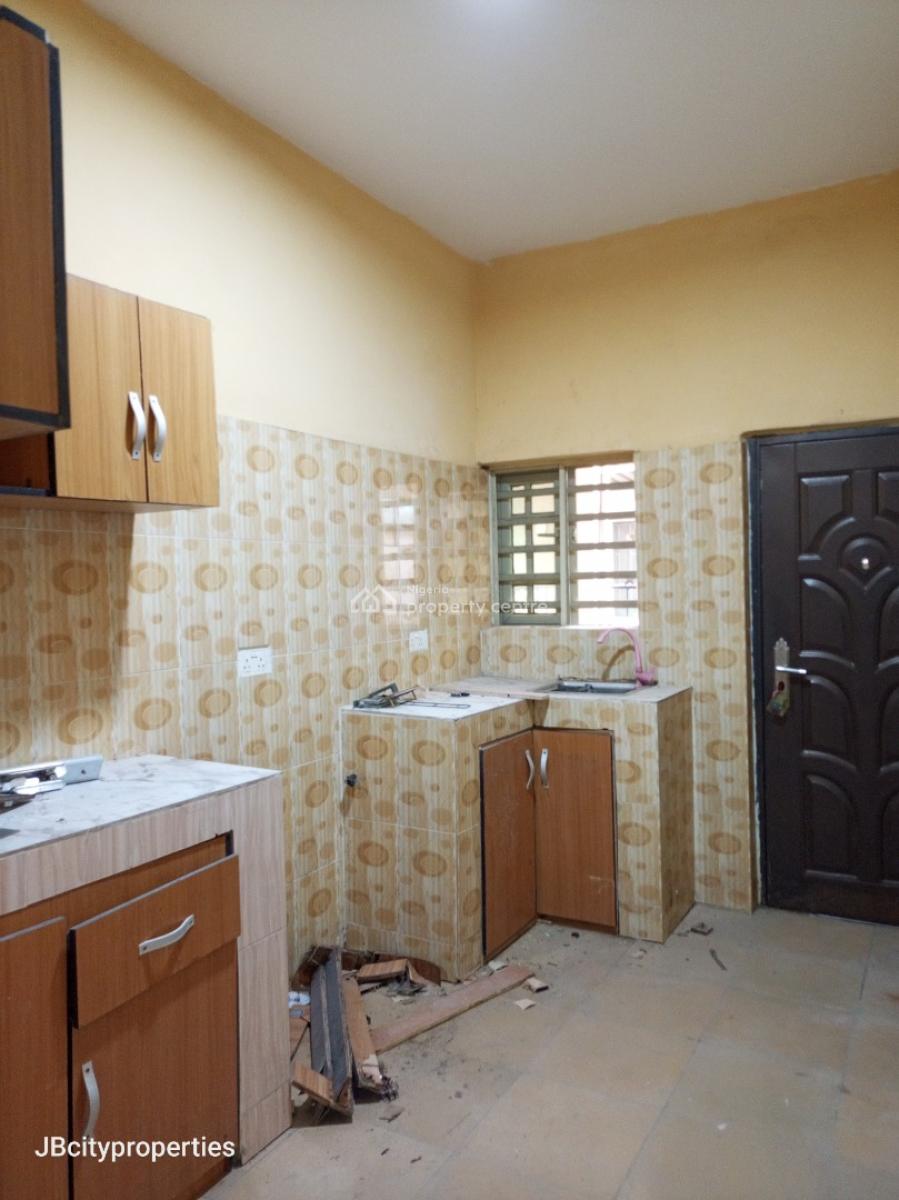 Luxury 2 Bedroom Apartment, Ogombo, Ogombo, Ajah, Lagos, Flat / Apartment for Rent