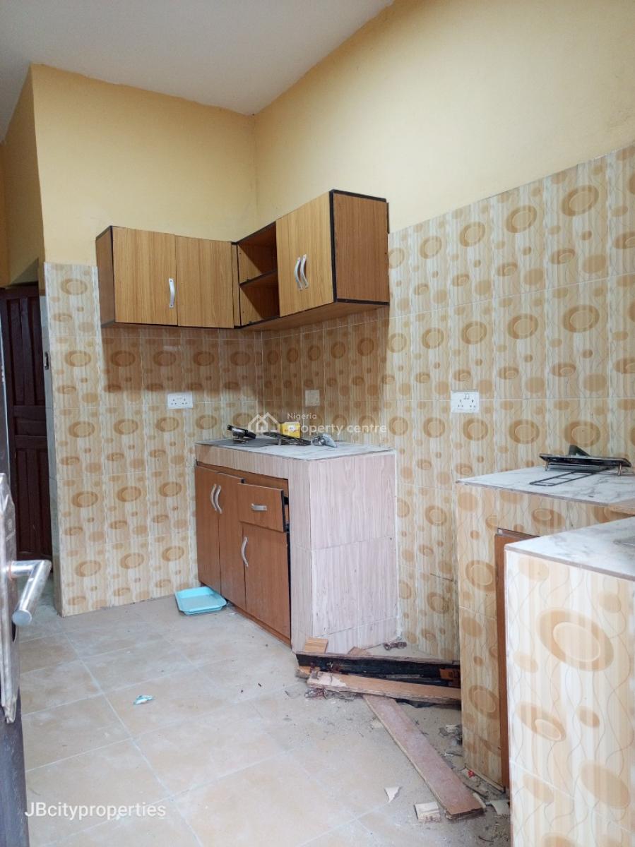 Luxury 2 Bedroom Apartment, Ogombo, Ogombo, Ajah, Lagos, Flat / Apartment for Rent