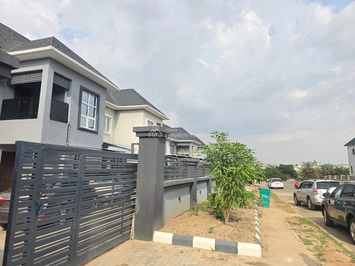 4 Bedrm Semi Detached Duplex with 2 External Bq, By Sunnyvale Estate, Dakwo, Abuja, Semi-detached Duplex for Sale