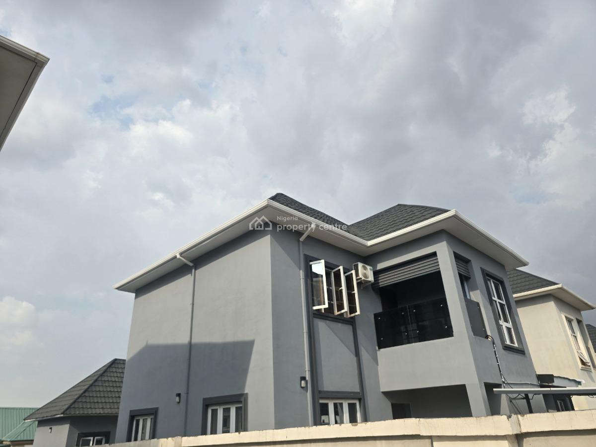 4 Bedrm Semi Detached Duplex with 2 External Bq, By Sunnyvale Estate, Dakwo, Abuja, Semi-detached Duplex for Sale