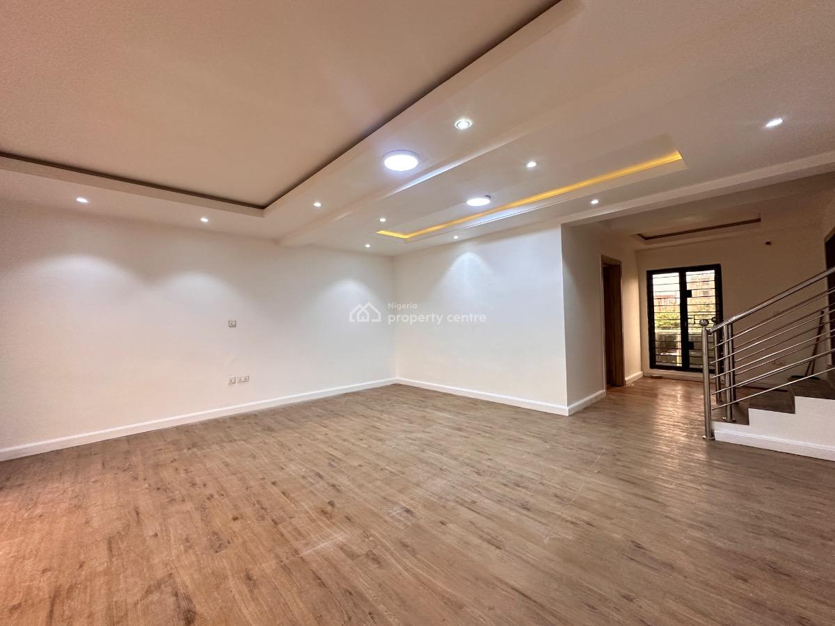 3 Bedroom Maisonette Available, Lekki Phase 1, Lekki, Lagos, House for Rent