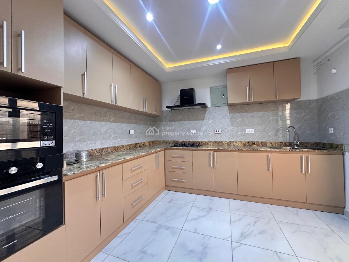 3 Bedroom Maisonette Available, Lekki Phase 1, Lekki, Lagos, House for Rent