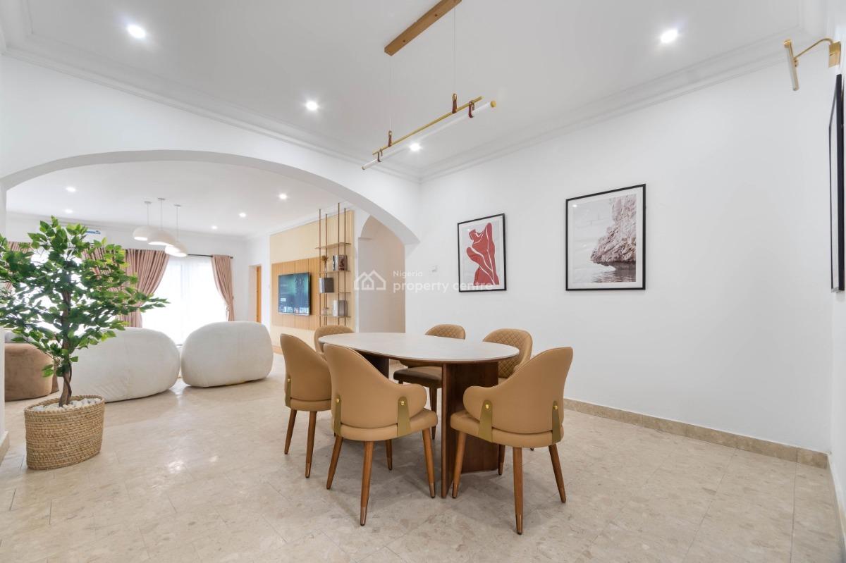 Fully Furnished and Luxurious 4 Bedroom Apartment with Bq, Lekki Phase 1, Lekki, Lagos, Flat / Apartment for Rent