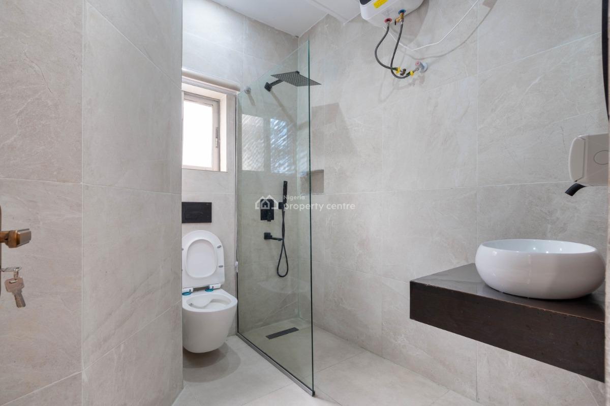 Fully Furnished and Luxurious 4 Bedroom Apartment with Bq, Lekki Phase 1, Lekki, Lagos, Flat / Apartment for Rent