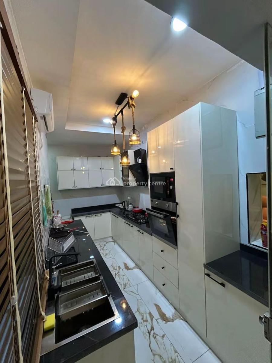 2 Bedroom Semi Detached Apartment, Off Freedom Way, Lekki Phase 1, Lekki, Lagos, Semi-detached Duplex Short Let