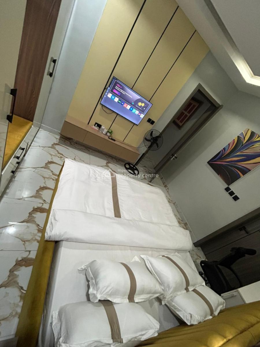 Fully Furnished 2 Bedroom Apartment, Off Freedom Way, Lekki Phase 1, Lekki, Lagos, Flat / Apartment for Sale
