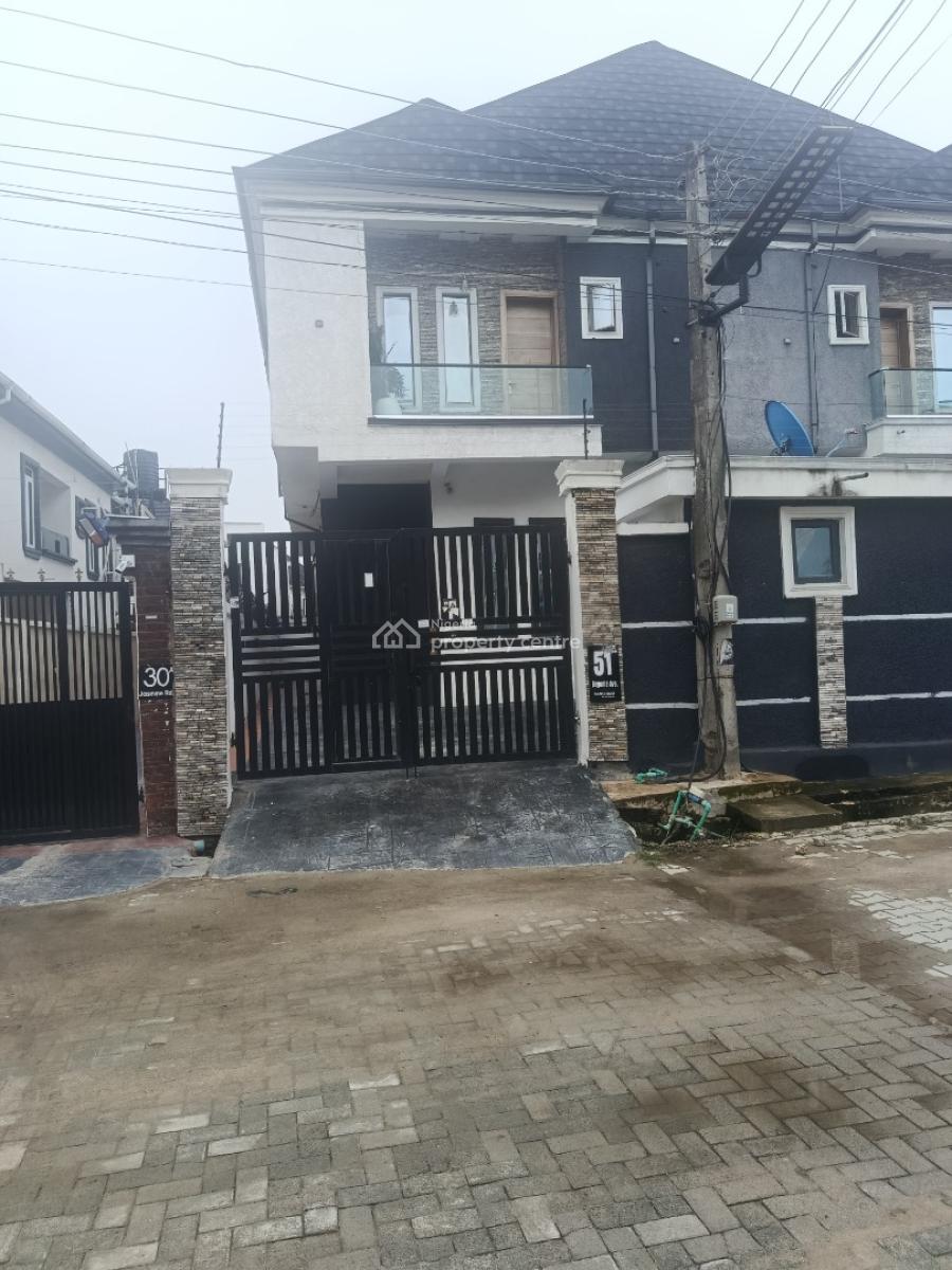 4-bedroom Semi-detached Duplex with Bq, Gra, Ikota, Lekki, Lagos, Semi-detached Duplex for Sale