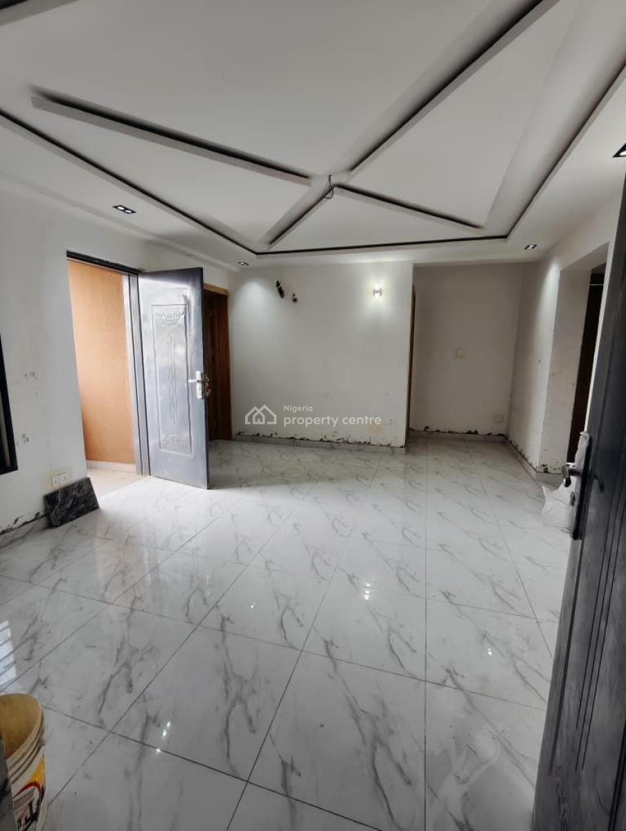 Beautifully Designed 2 Bedroom Apartment, Yaba, Lagos, Flat / Apartment for Sale