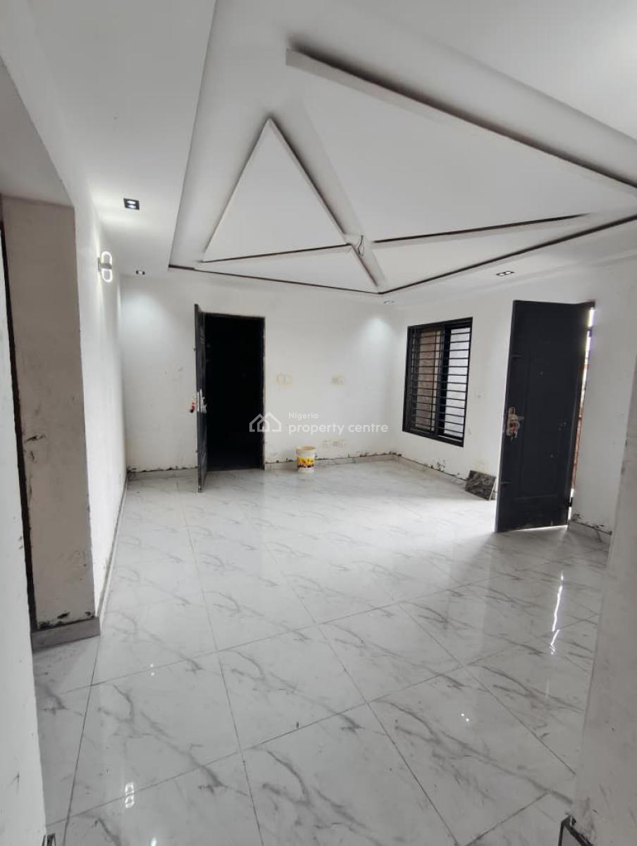 Beautifully Designed 2 Bedroom Apartment, Yaba, Lagos, Flat / Apartment for Sale