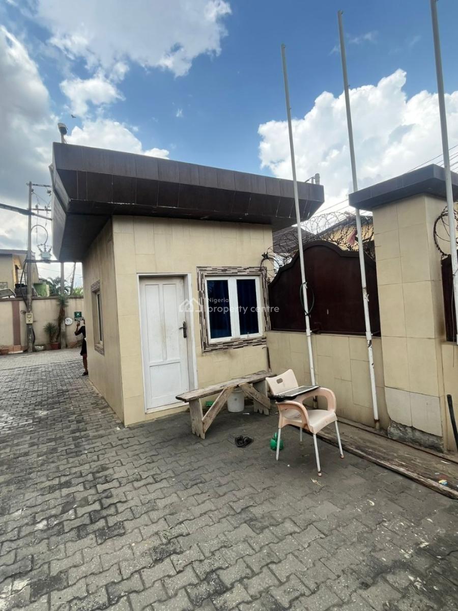 Well Structured and Furnished Hotel, Onipanu, Shomolu, Lagos, Hotel / Guest House for Rent