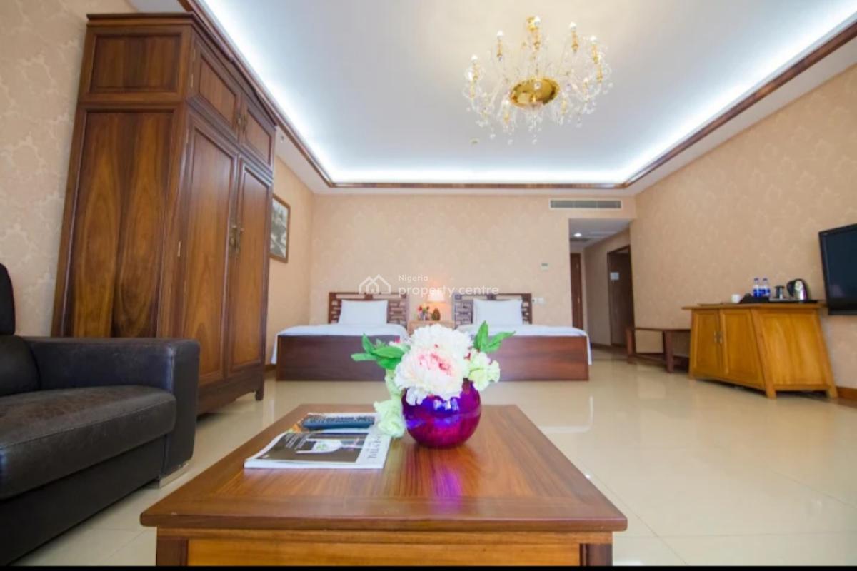 Waterfront Luxury Hotel 133 Guests Rooms, 9 Suites, 4 Staffs Rooms Etc, Ozumba Mbadiwe, Victoria Island (vi), Lagos, Hotel / Guest House for Sale