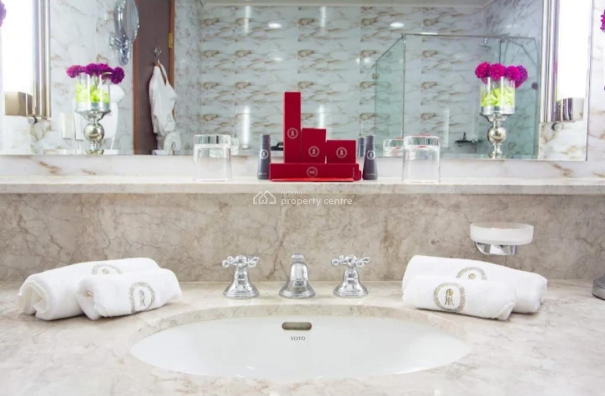 Waterfront Luxury Hotel 133 Guests Rooms, 9 Suites, 4 Staffs Rooms Etc, Ozumba Mbadiwe, Victoria Island (vi), Lagos, Hotel / Guest House for Sale